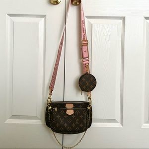 Crossbody bag